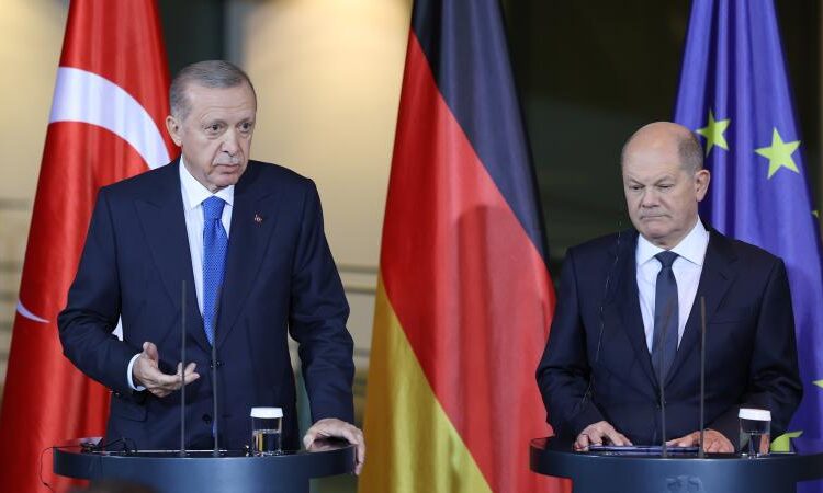 أردوغان: دمروا كل شيء وتقريبا لم يبق مكان اسمه غزة 1 أردوغان: دمروا كل شيء وتقريبا لم يبق مكان اسمه غزة