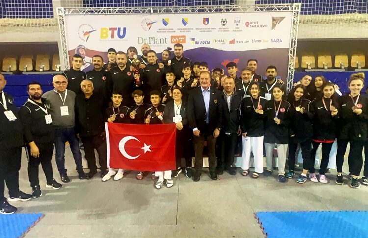تايكوندو.. منتخب تركيا يحصد 59 ميدالية في بطولة البلقان 1 تايكوندو.. منتخب تركيا يحصد 59 ميدالية في بطولة البلقان