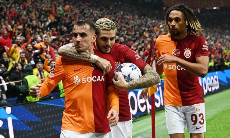 زياش يقود غلطة سراي لقلب الطاولة على مانشستر يونايد