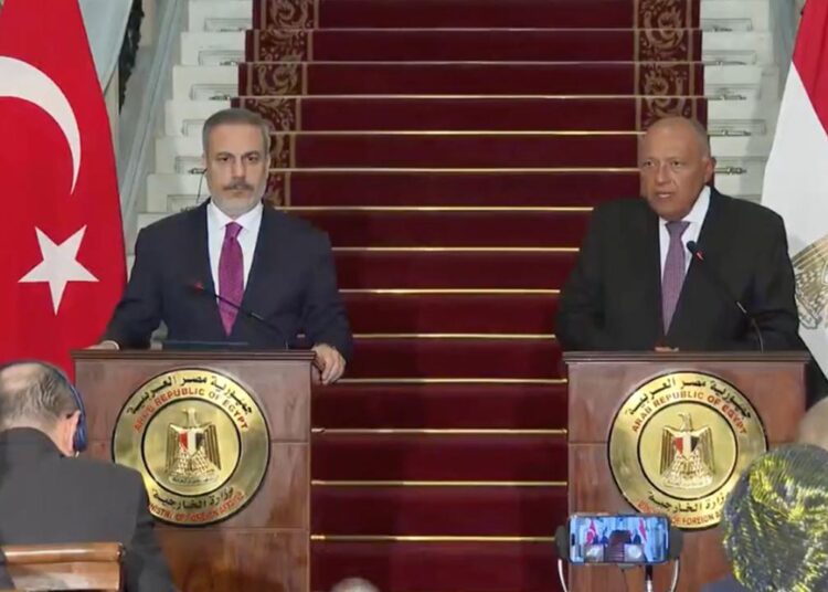 وزيرا خارجية تركيا ومصر يبحثان مستجدات الأوضاع في غزة 1 وزيرا خارجية تركيا ومصر يبحثان مستجدات الأوضاع في غزة