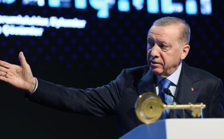 Erdoğan medyayı ikiye ayırdı: ‘Muhalif medya, muvafık medya’