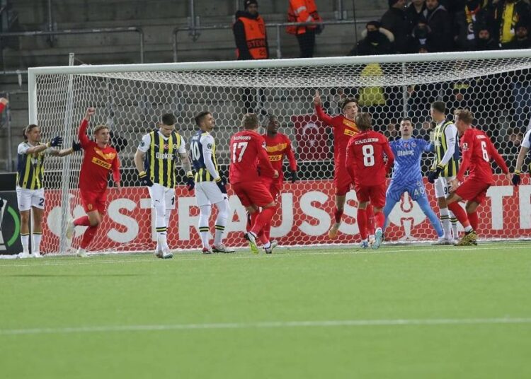 Fenerbahçe, Danimarka ekibinden tarihi fark yedi: 6-1 1 Fenerbahçe, Danimarka ekibinden tarihi fark yedi: 6-1
