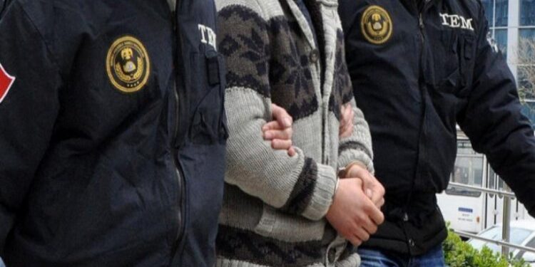 Interpol tarafından aranan IŞİD’li de Türkiye’de yakalandı 1 Interpol tarafından aranan IŞİD’li de Türkiye’de yakalandı