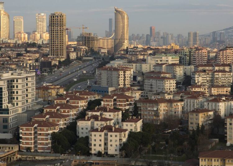 İstanbul'da konut krizi raporu: Kiraların düştüğü ve arttığı mahalleler 1 İstanbul’da konut krizi raporu: Kiraların düştüğü ve arttığı mahalleler