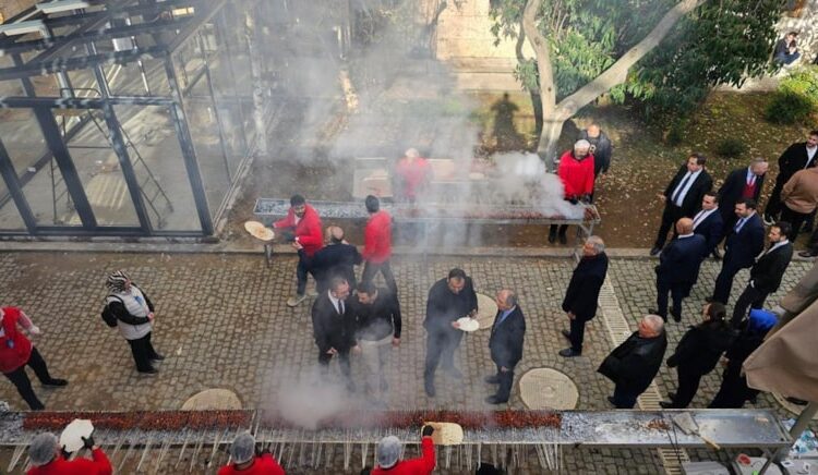 Vekiller kebap yesin, asiller taş 1 Vekiller kebap yesin, asiller taş