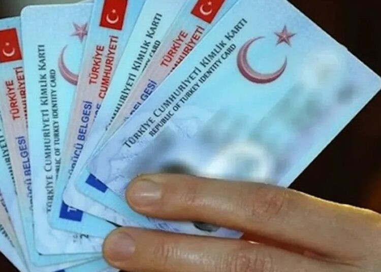 İçişleri Bakanı Yerlikaya açıkladı: Kaç Suriyeli mülteciye vatandaşlık verildi?