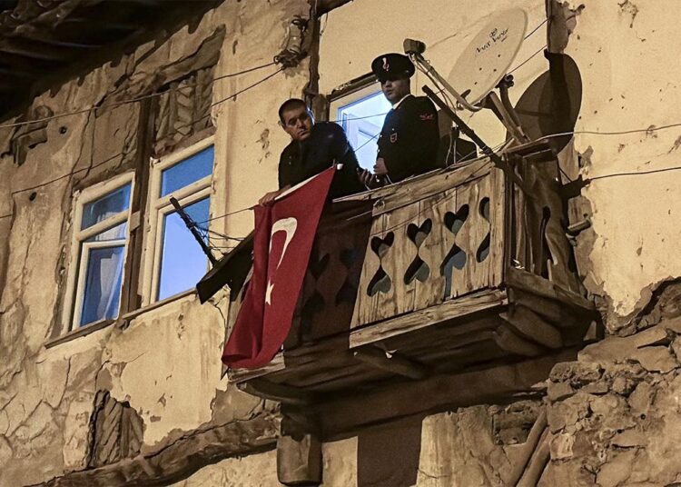 Şehidin baba evi yeniden inşa edilecek