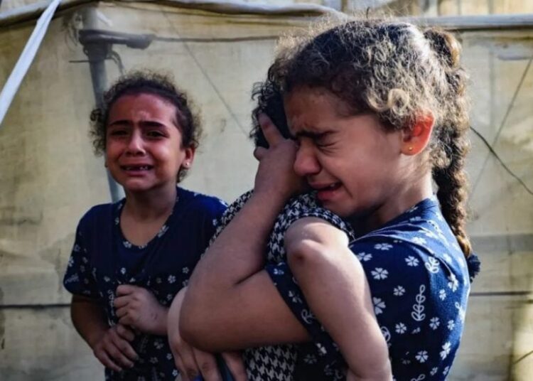 أونروا: عدد الأطفال والنساء القتلى بغزة يفوق قتلى المدنيين بحرب أوكرانيا