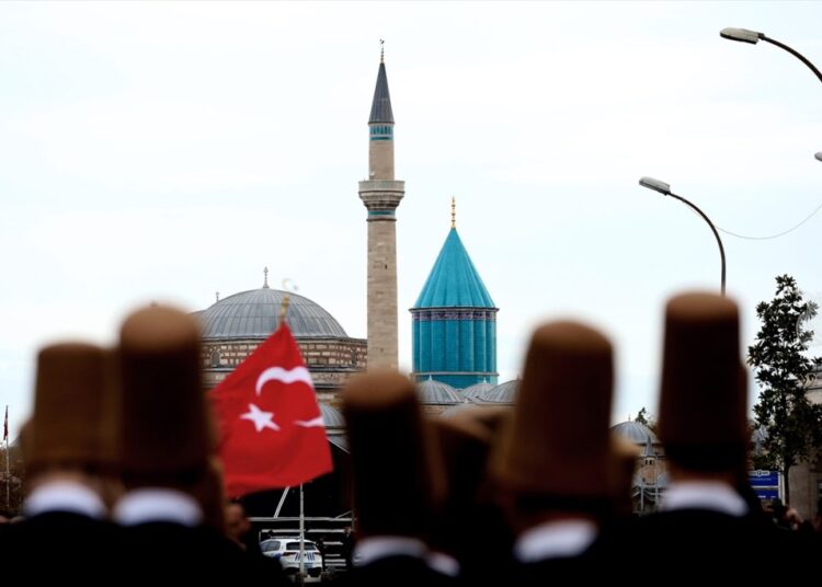تركيا تحيي الذكرى الـ 750 لوفاة جلال الدين الرومي