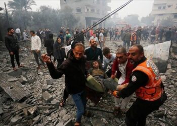 “صحة غزة”: ارتفاع حصيلة شهداء القطاع إلى 18 ألفا و412