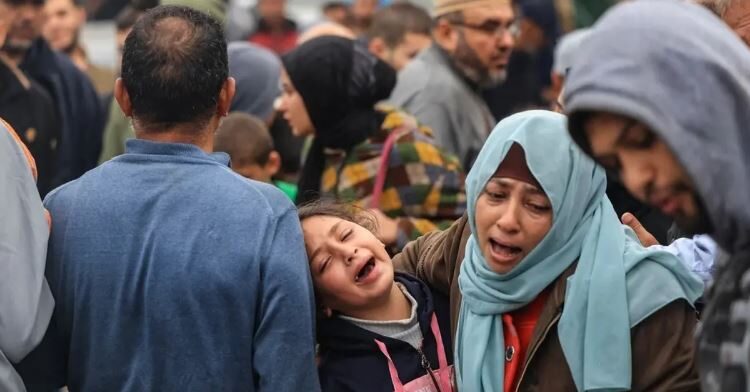 جنوب غزة  يعيش أوضاعاً لا توصف.. والضفة الغربية تغلي
