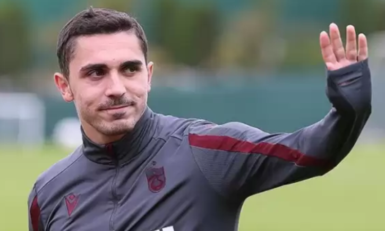 Kamil Aslan yazdı… Kariyerini bitiren yıldız adayı: Abdülkadir Ömür 1 Kamil Aslan yazdı… Kariyerini bitiren yıldız adayı: Abdülkadir Ömür