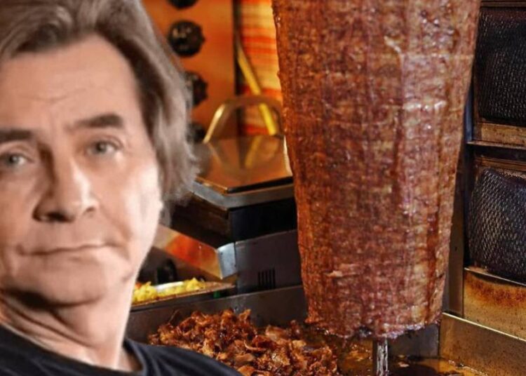Armağan Çağlayan, ödediği döner hesabına tepki gösterdi: İnsanın bütün iştahı kaçıyor 1 Armağan Çağlayan, ödediği döner hesabına tepki gösterdi: İnsanın bütün iştahı kaçıyor