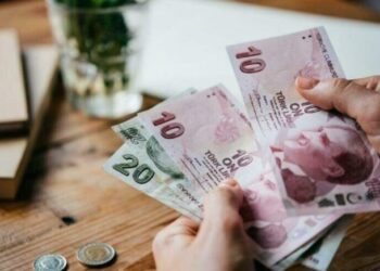Tepkiler artınca SSK ve Bağ-Kur emeklisine yapılacak maaş zammı da 49,25’e yükseltildi