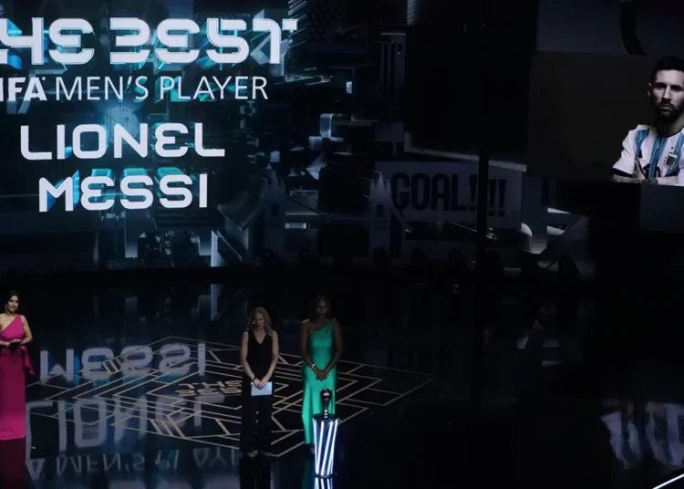 FIFA 'En İyiler'i seçti: Messi yine zirveden inmedi 1 FIFA ‘En İyiler’i seçti: Messi yine zirveden inmedi