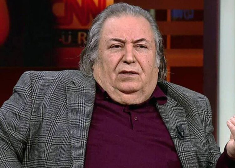 Hastaneye kaldırılan avukat Celal Ülgen'in kızı açıklama yaptı 1 Hastaneye kaldırılan avukat Celal Ülgen’in kızı açıklama yaptı