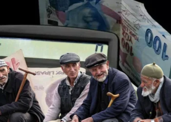 SSK ve Bağ-Kur emeklilerine ek yüzde 5 zam Meclis Plan Bütçe Komisyonu’ndan geçti