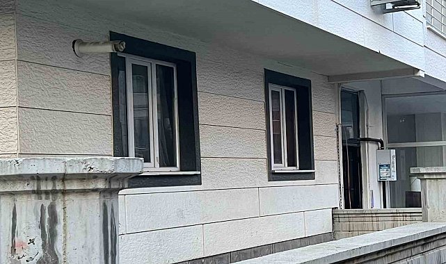 İki genç kız 3 gün önce taşındıkları evde doğal gazdan zehirlenerek öldü 1 İki genç kız 3 gün önce taşındıkları evde doğal gazdan zehirlenerek öldü