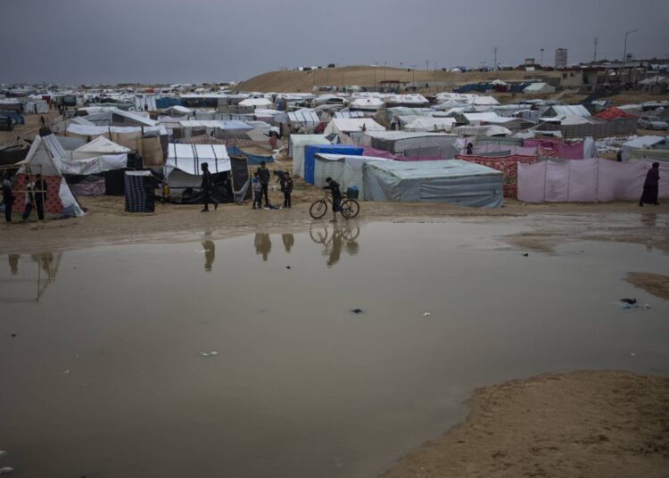 هكذا تبدو خيمة النزوح في غزة 1 هكذا تبدو خيمة النزوح في غزة