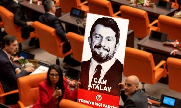 CHP, Can Atalay’ın milletvekilliğinin düşürülmesinin iptali istemiyle AYM’ye başvurdu 1 CHP, Can Atalay’ın milletvekilliğinin düşürülmesinin iptali istemiyle AYM’ye başvurdu