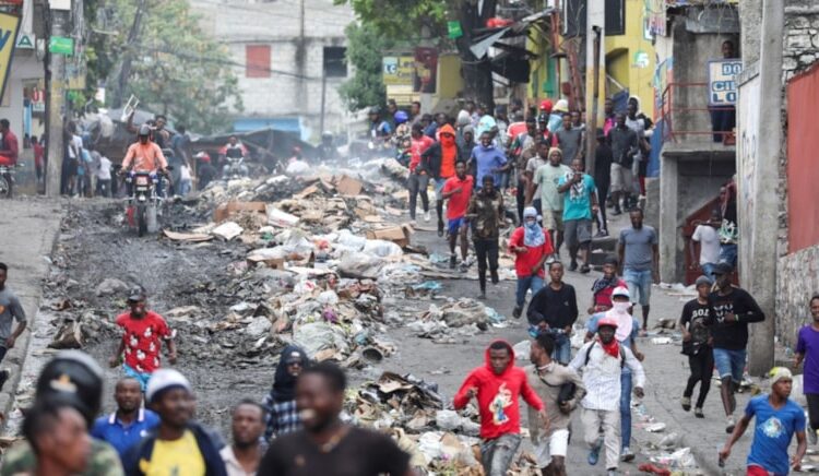 Haiti'de kaos : Çok sayıda ölü ve yaralı var 1 Haiti’de kaos : Çok sayıda ölü ve yaralı var