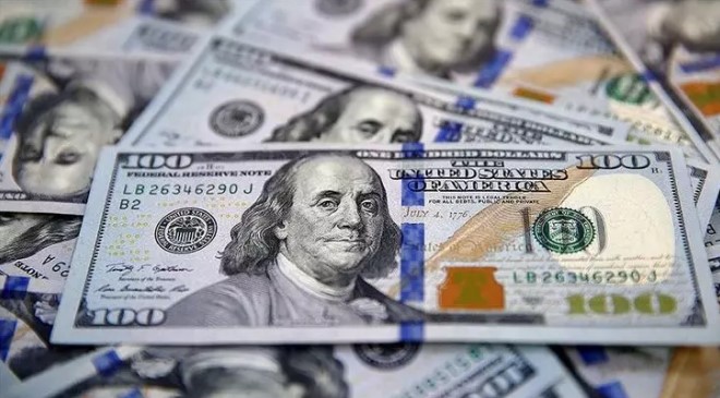 تركيا.. الدولار يجدد رقمه القياسي وبدأت أسعار الذهب بالارتفاع 1 تركيا.. الدولار يجدد رقمه القياسي وبدأت أسعار الذهب بالارتفاع