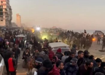 كارثة غير مسبوقة.. واشنطن بوست: “مجزرة الطحين” المروعة تلخص رعب اللحظة في غزة