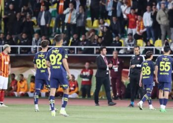 انسحاب فنربخشة في الدقيقة الأولى… يمنح غلطة سراي كأس السوبر التركي