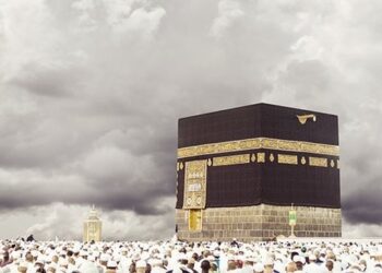 هيئة كبار العلماء في السعودية: لا يجوز الذهاب إلى الحج دون تصريح