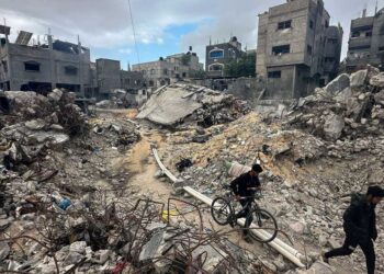 حماس تربك مفاوضات هدنة غزة بمطلب: من 6 إلى 12