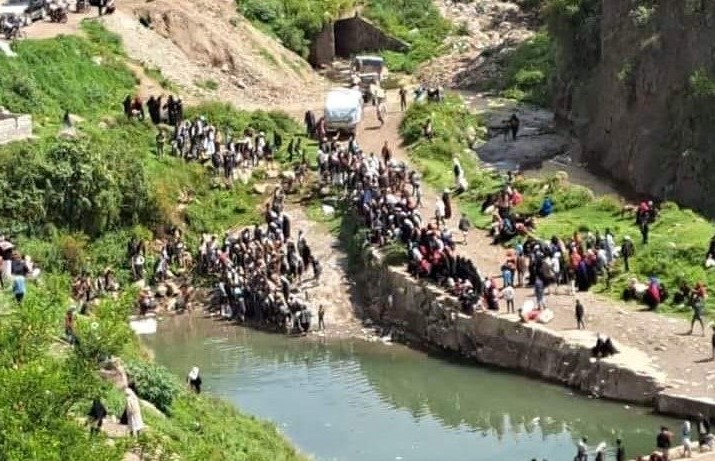 وفاة أربع فتيات شقيقات غرقا في سد مائي شمالي إب 1 وفاة أربع فتيات شقيقات غرقا في سد مائي شمالي إب