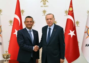 ماذا يعني توافق الحكومة والمعارضة في تركيا حول ملف اللاجئين السوريين؟