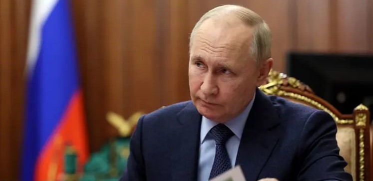 بوتين يؤدي اليمين رئيساً لولاية خامسة اليوم.. وواشنطن: لن نحضر التنصيب 1 بوتين يؤدي اليمين رئيساً لولاية خامسة اليوم.. وواشنطن: لن نحضر التنصيب