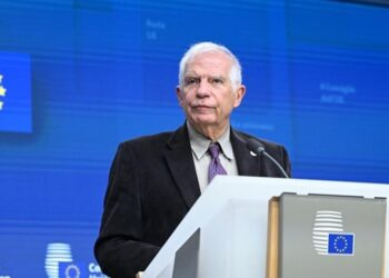 بوريل يدعو إلى عدم بيع الأسلحة لإسرائيل