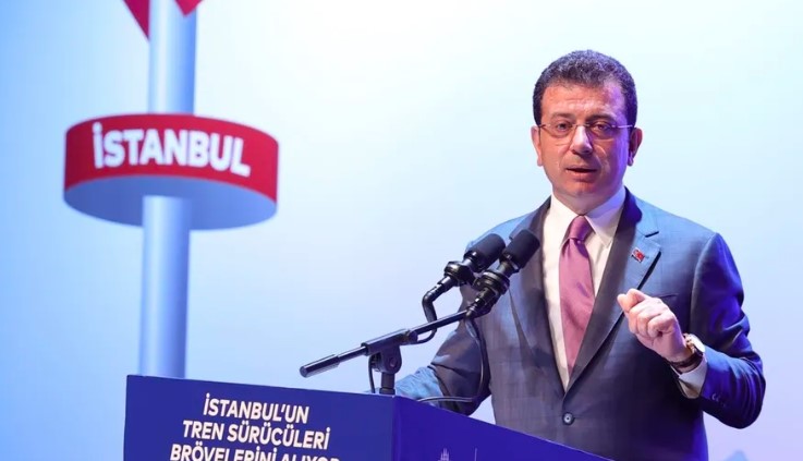 بسبب اللاجئين بإسطنبول.. تراشق بالتصريحات بين إمام أوغلو ووزارة الداخلية 1 بسبب اللاجئين بإسطنبول.. تراشق بالتصريحات بين إمام أوغلو ووزارة الداخلية