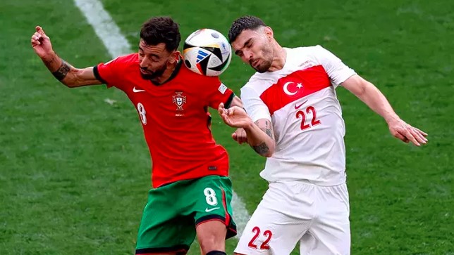 قدم.. البرتغال تبلغ ثمن نهائي كأس أمم أوروبا "يورو 2024" 1 قدم.. البرتغال تبلغ ثمن نهائي كأس أمم أوروبا “يورو 2024”