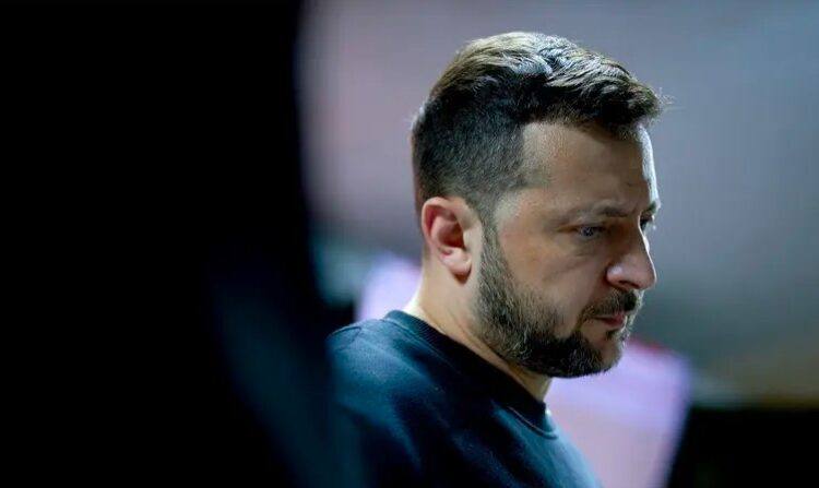 إعلام روسي.. الرئيس الأوكراني يقر بخسائر فادحة في الحرب 1 إعلام روسي.. الرئيس الأوكراني يقر بخسائر فادحة في الحرب