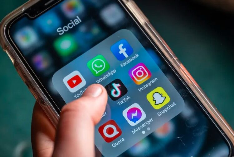 هكذا تعترض على استخدام بيانات الذكاء الاصطناعي على شبكات ميتا 1 هكذا تعترض على استخدام بيانات الذكاء الاصطناعي على شبكات ميتا