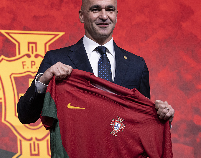 يورو 24: قمة ثمن النهائي بين فرنسا وبلجيكا.. ومدرب البرتغال يحذر قبل مواجهة سلوفينيا 1 يورو 24: قمة ثمن النهائي بين فرنسا وبلجيكا.. ومدرب البرتغال يحذر قبل مواجهة سلوفينيا