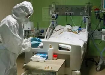 الصحة العالمية: كوفيد لا يزال يقتل 1700 شخص أسبوعيا 2 الصحة العالمية: كوفيد لا يزال يقتل 1700 شخص أسبوعيا