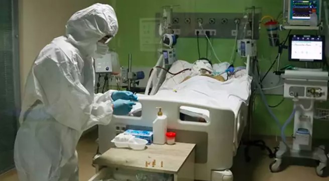 الصحة العالمية: كوفيد لا يزال يقتل 1700 شخص أسبوعيا 1 الصحة العالمية: كوفيد لا يزال يقتل 1700 شخص أسبوعيا