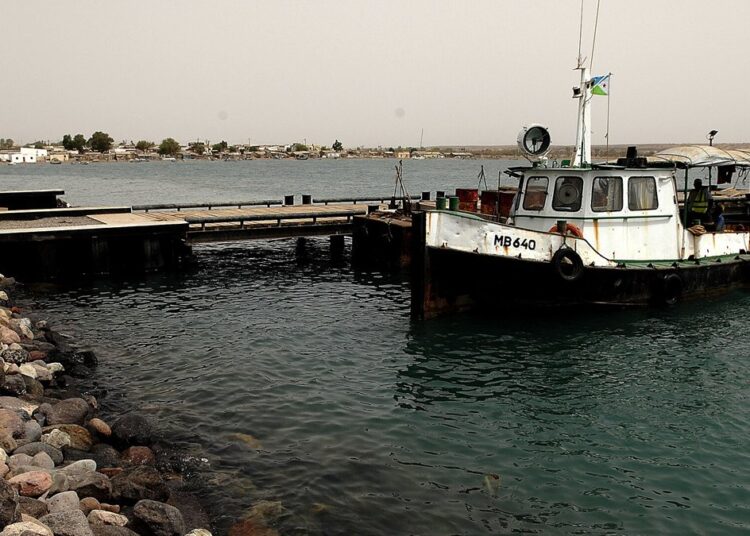 ميناء أوبوك على الساحل الذي غرق قبالته قارب المهاجرين في جيبوتي