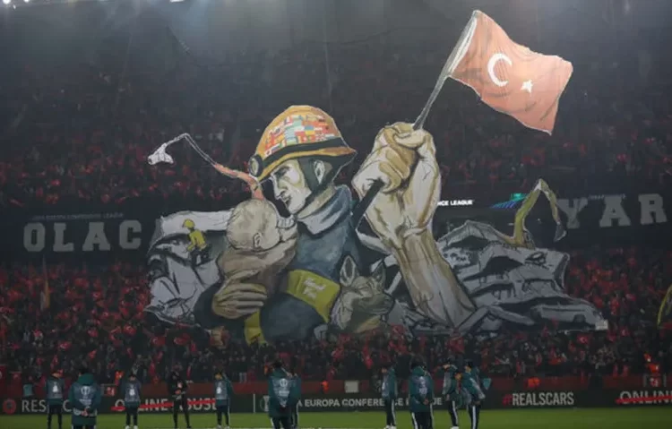 Trabzonspor, Basel maçının bilet gelirlerini AFAD'a bağışladı 1 Trabzonspor, Basel maçının bilet gelirlerini AFAD’a bağışladı