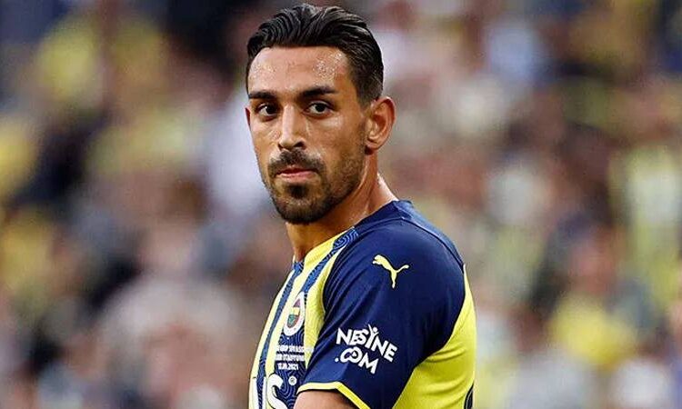 Taraftarla tartışan Fenerbahçeli İrfan Can Kahveci'ye 2 yıl hapis istendi 1 Taraftarla tartışan Fenerbahçeli İrfan Can Kahveci’ye 2 yıl hapis istendi