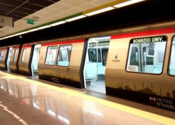 Valilikten İstanbul metrosuna ‘8 Mart’ ayarı 5 Valilikten İstanbul metrosuna ‘8 Mart’ ayarı