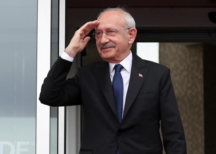 Muhalefetin adayı Kemal Kılıçdaroğlu: Tarih mi olacak, tarih mi yazacak? 1 Muhalefetin adayı Kemal Kılıçdaroğlu: Tarih mi olacak, tarih mi yazacak?