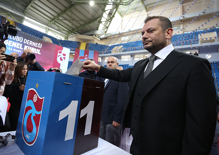 Trabzonspor’un yeni başkanı Ertuğrul Doğan oldu 1 Trabzonspor’un yeni başkanı Ertuğrul Doğan oldu