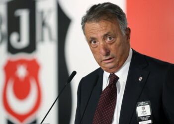 Beşiktaş, ligden çekilen kulüpler için UEFA’ya gidiyor