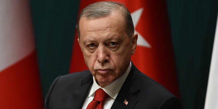Erdoğan, 'hakkımı helal etmiyorum' dediği vekilleri çizdi 1 Erdoğan, ‘hakkımı helal etmiyorum’ dediği vekilleri çizdi