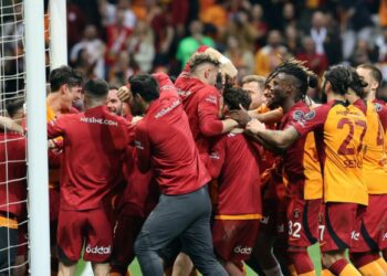 Kayseri engelini farklı aşan Cimbom, şampiyonluk için gün sayıyor